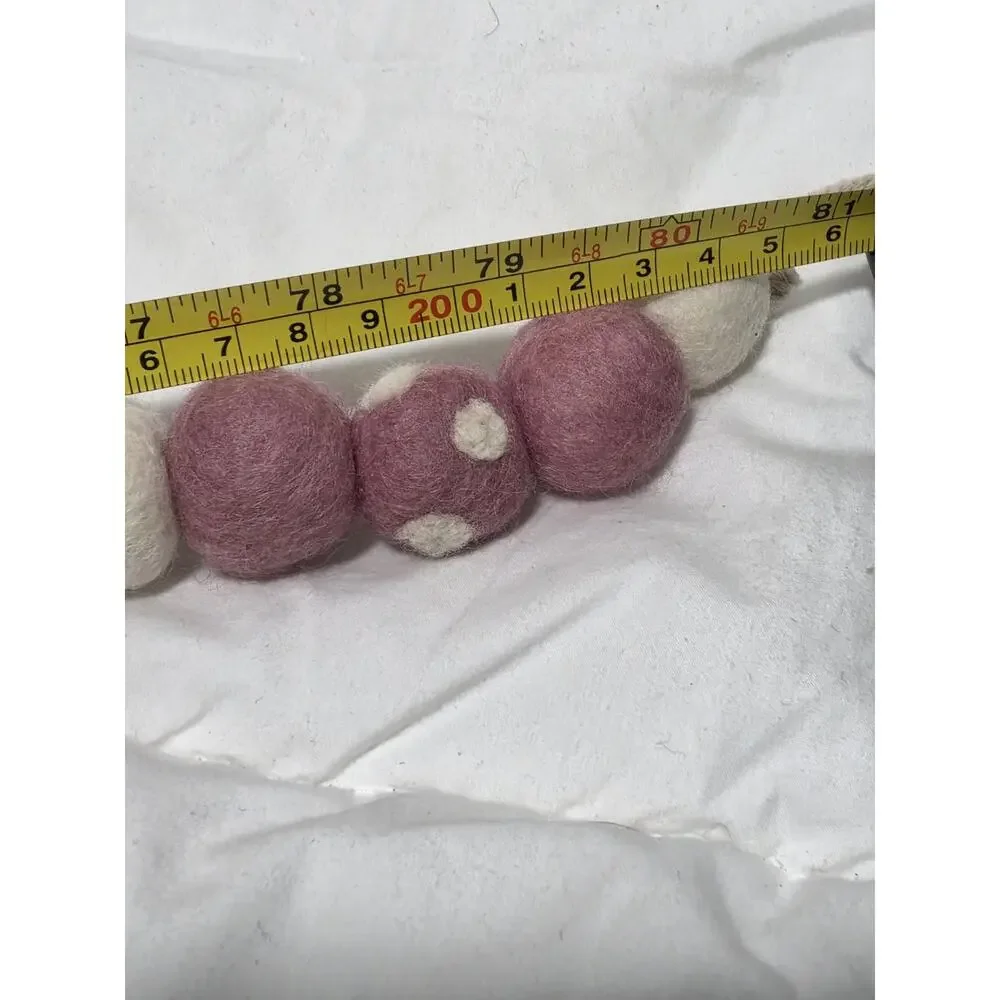 Love & Cupcakes Valentine's Day Hearts Pink Pale WoolFelt Farmhouse Garland Deco